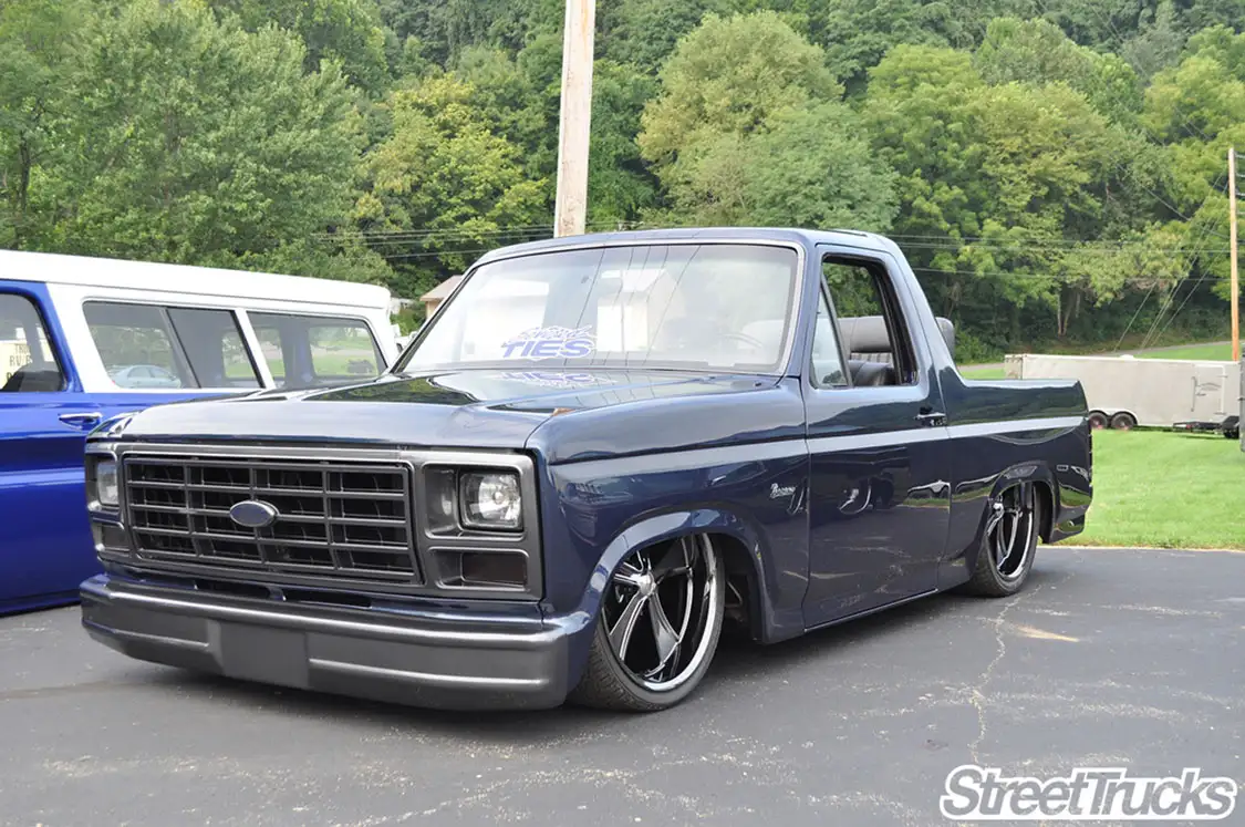 1985 Ford Bronco- El Broncero