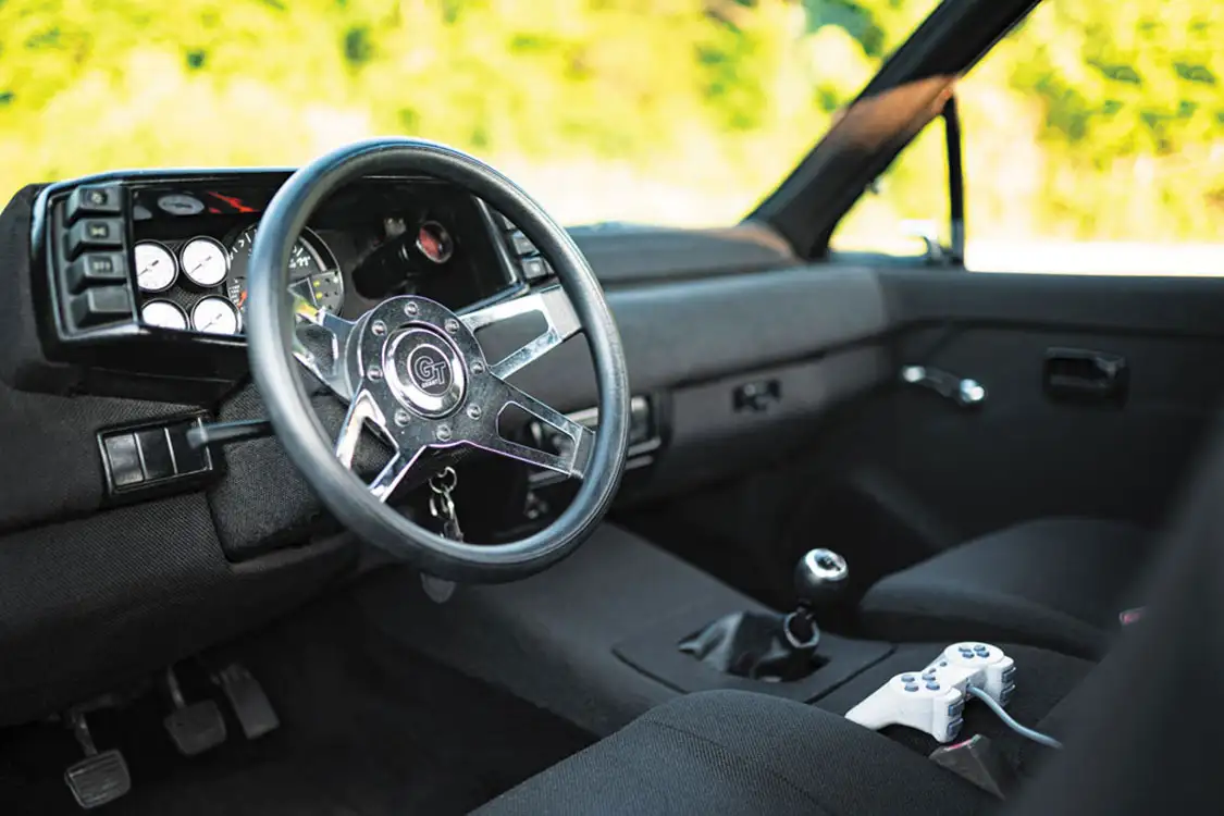 Chrome Challenger steering wheel