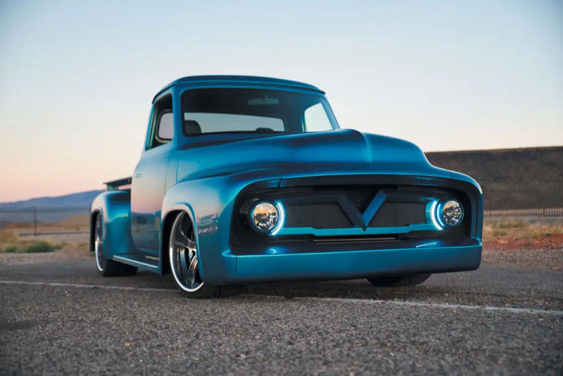 Front View of 1954 Ford F-100