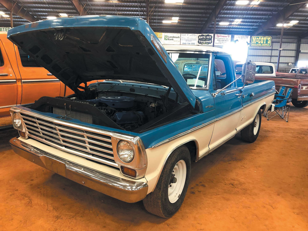 Texoma F100 Round up Collection of Trucks and Bronco's 
