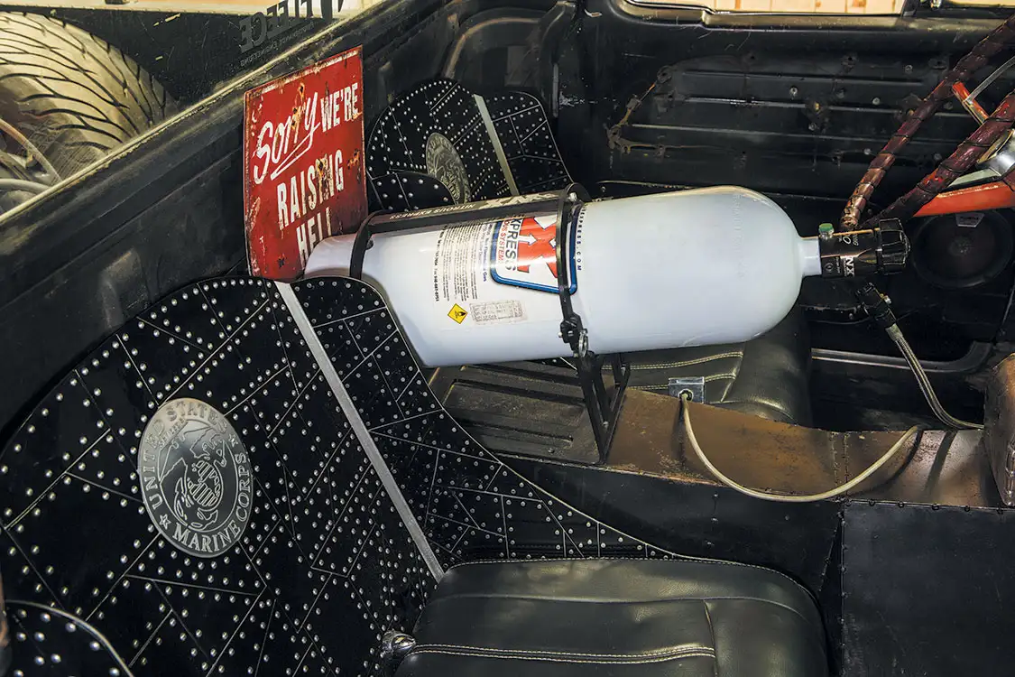 Custom mounted nitrous bottle