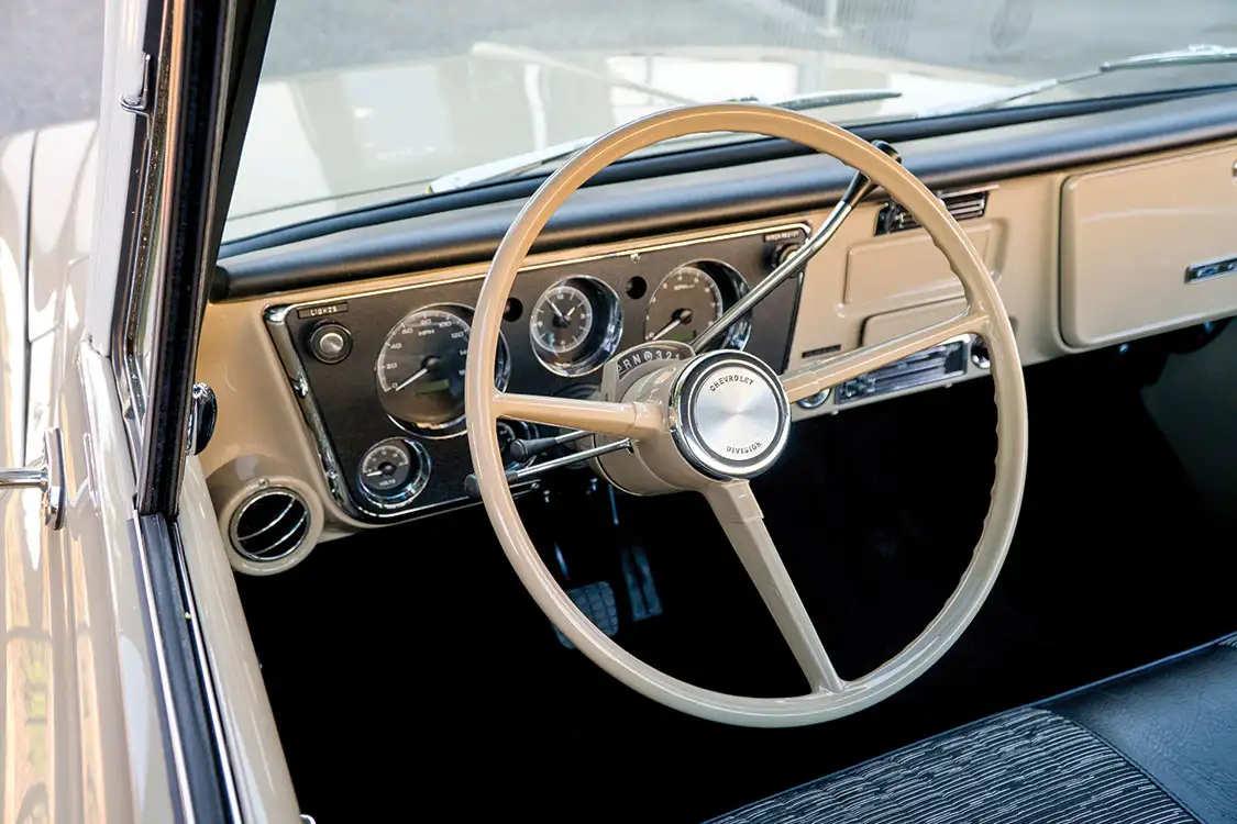 Refurbished original steering wheel