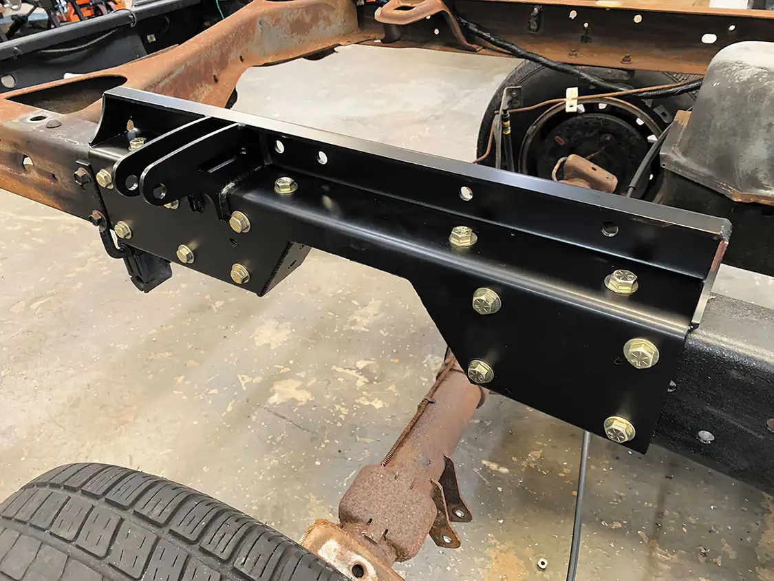 6'' Rear Drop Flip Kit with C Notch for Chevy Silverado