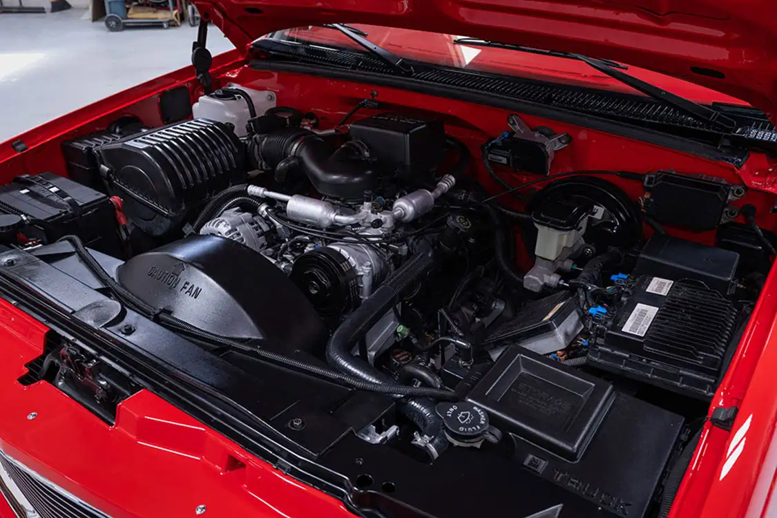 4.3L V-6 swapped to 5.7L Chevy Performance crate engine