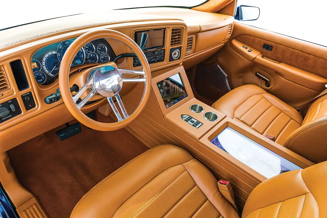 Billet ’02 Silverado Interior with Ton of Leather