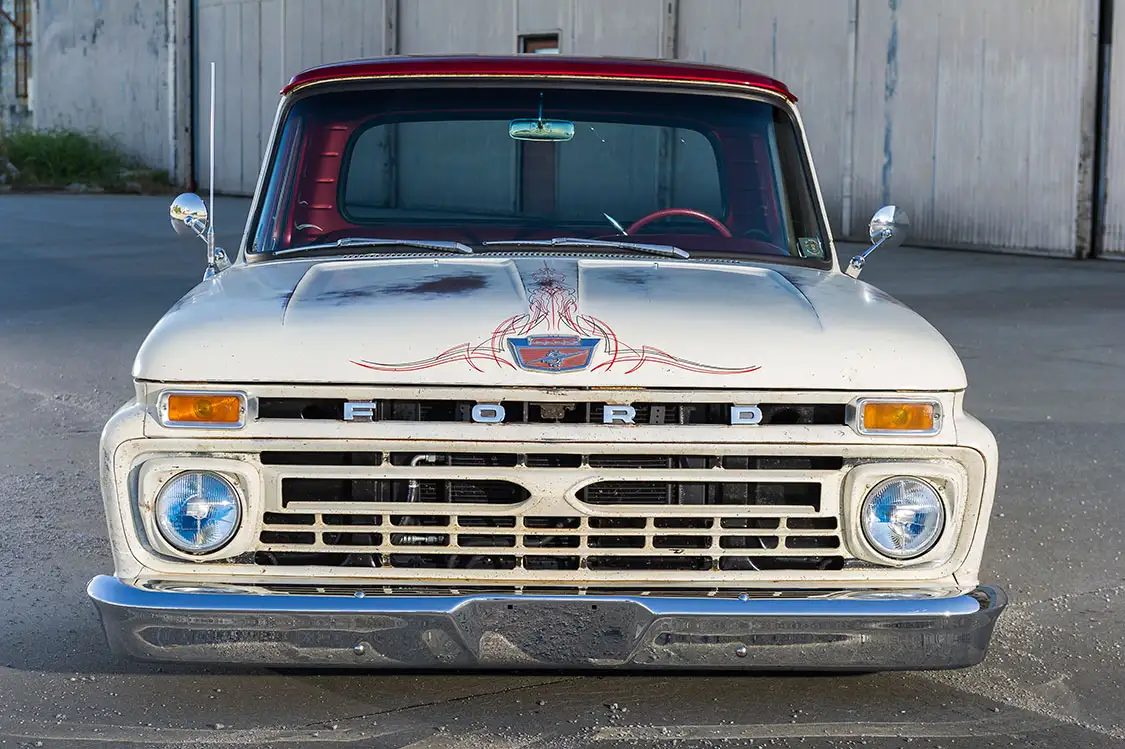 1966 Ford F-100 Front
