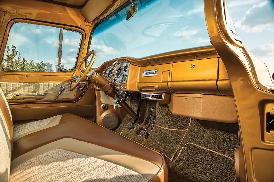 1959 GMC 100 INTERIOR