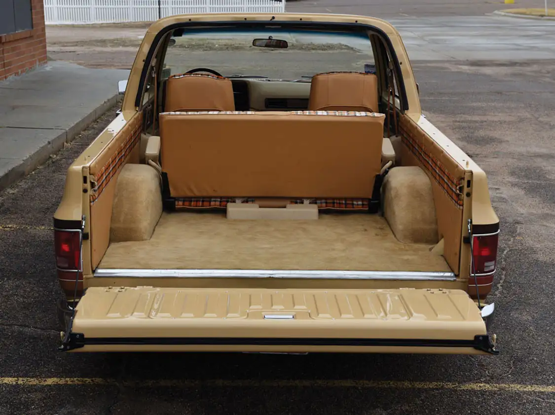 Back of 1979 GMC PPG Buckskin paint